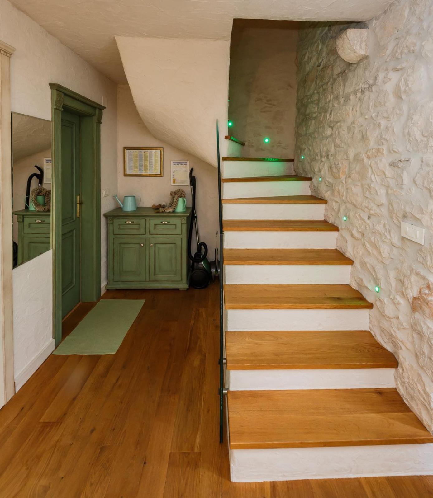 Apartment Rustik Kastela Exterior photo