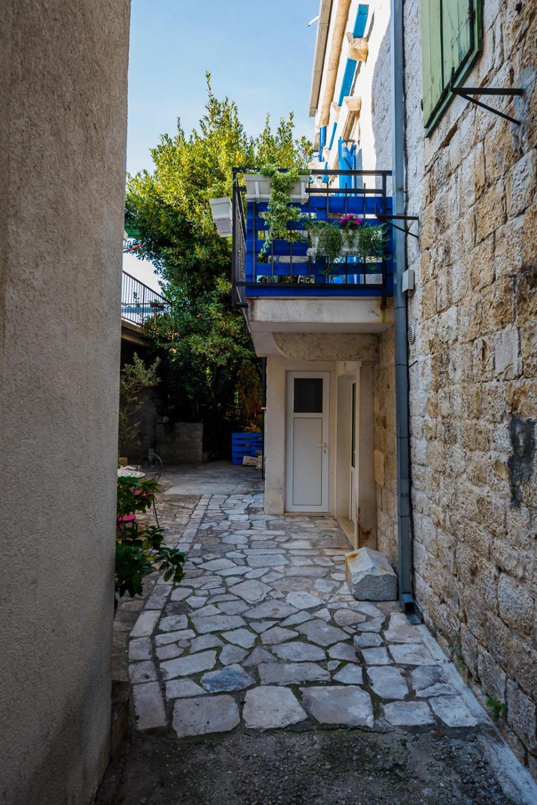 Apartment Rustik Kastela Exterior photo