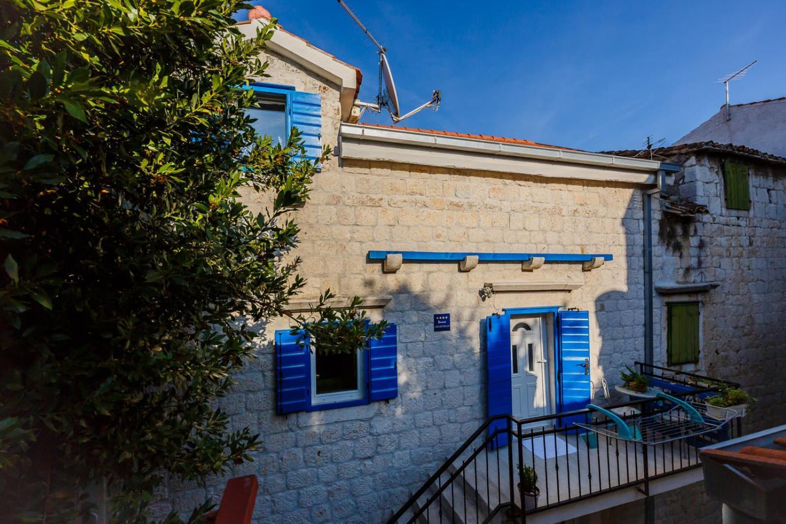 Apartment Rustik Kastela Exterior photo