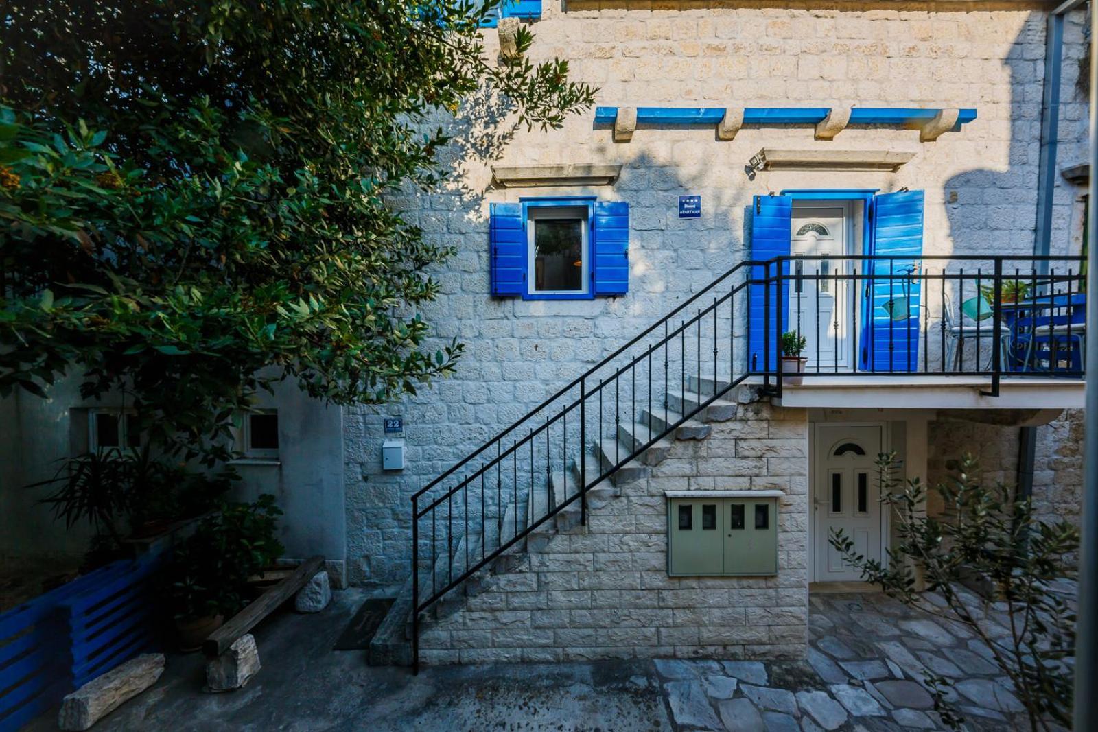 Apartment Rustik Kastela Exterior photo
